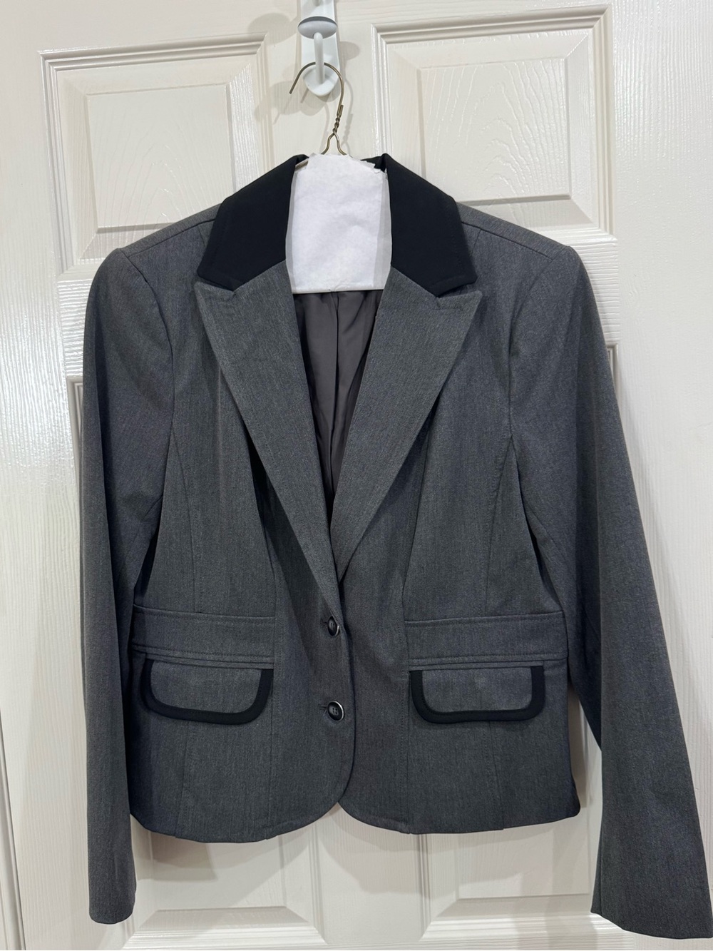 Women's Gray Blazer with Black Contrast Collar